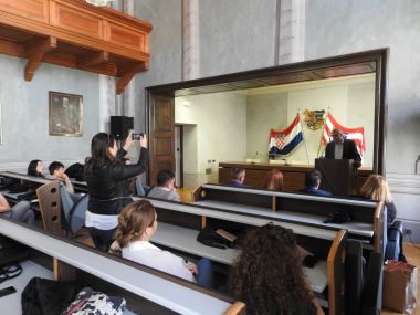 studenti_pecuh_posjet_vz_zupanija_svibanj_2022 3.JPG
