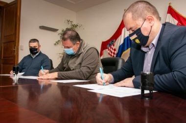 080221-sporazum_vatrogastvo_11.jpg