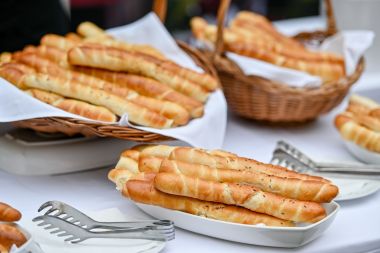 060521_Varazdinski_klipic_monografija 1 Medium.jpg
