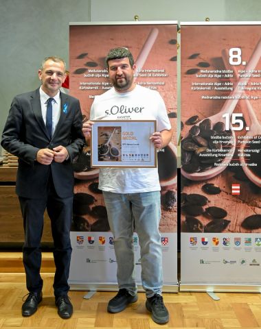 Izlozba_bucinog_ulja 48.jpg