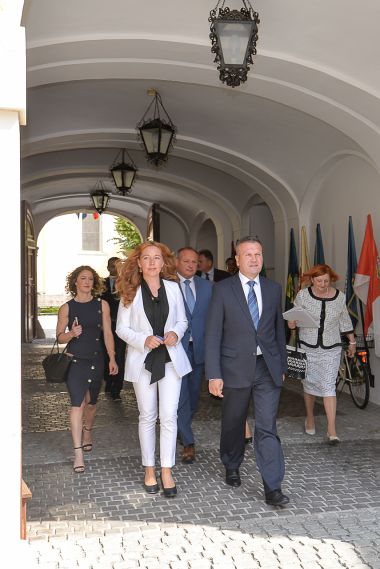 040621_Primopredaja_Zupanija-3.jpg