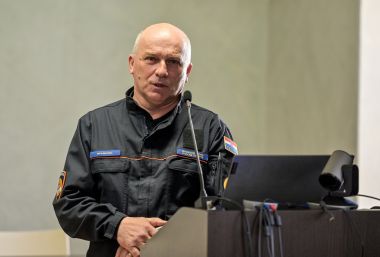 030322_Dan CZ_5.jpg