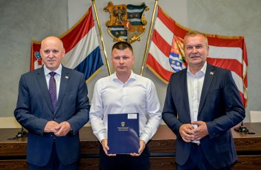 Ministar_Bacic_ugovori 55 .jpg