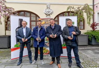 bucino_ulje_nagrade_monde_selection_2021  11.jpg