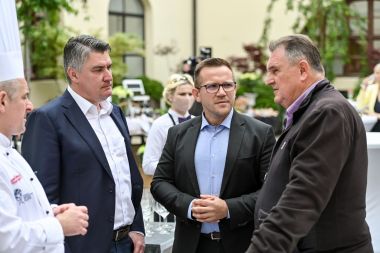 upanija_Milanovi_2.jpg