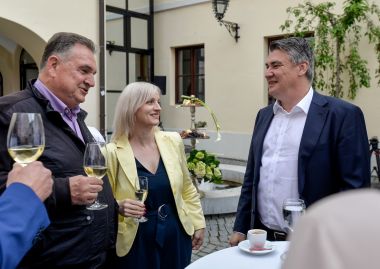 upanija_Milanovi_3.jpg