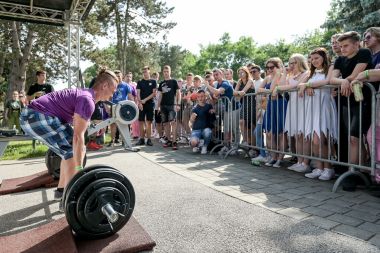 Maturantika_sportski_dan 1.jpg