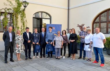 prijem_nagrade_ucenici_tukac_kolaric_ 1.jpg