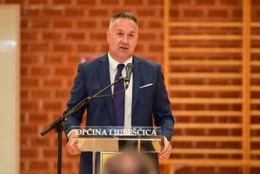 ljubescicasvecanasjednica-20-2884-20of-20113-29_688d19734cfb4_860xr.jpg
