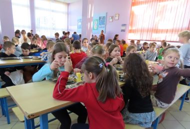 prehrana_skole_os_sracinec_sijecanj_2023 4.JPG