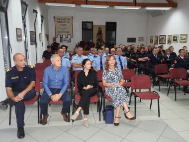 140922_vatrogasci zahvalnice_8.JPG