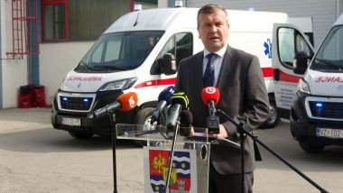 080422_primopredaja vozila_9.JPG