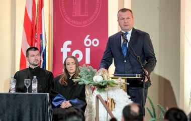 FOI 9.jpg