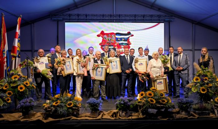 Dan Varaždinske županije proslavljen svečanom sjednicom podno dvorca Trako&scaron;ćan