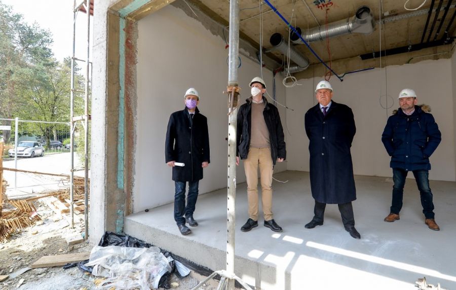 U izgradnji  zgrada Objedinjenog hitnog bolničkog prijema, dnevne bolnice i jednodnevne kirurgije