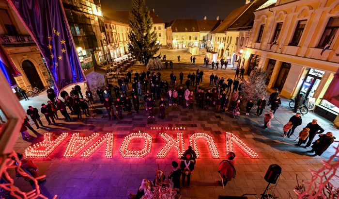 U Varaždinu lampionima ispisano ime Vukovara i odana počast svim žrtvama preminulima 1991. godine
