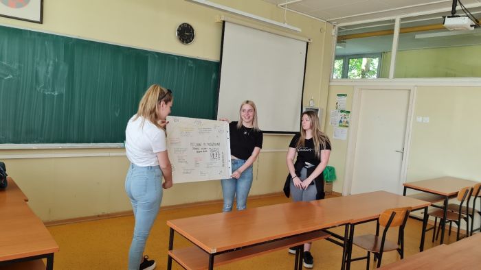 Kroz YesSpecialist kurikulume do jačanja poduzetničkih vje&scaron;tina srednjo&scaron;kolaca