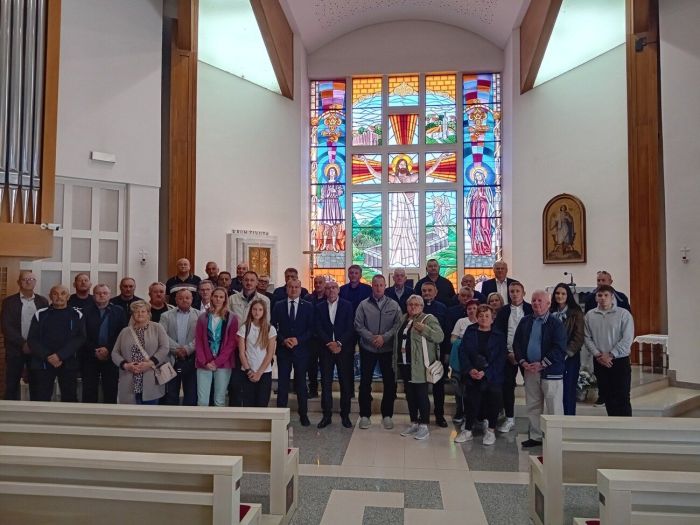 Ponos i sjećanje: Obitelji poginulih dragovoljaca 104. brigade ponovno u Ora&scaron;ju i Vidovicama
