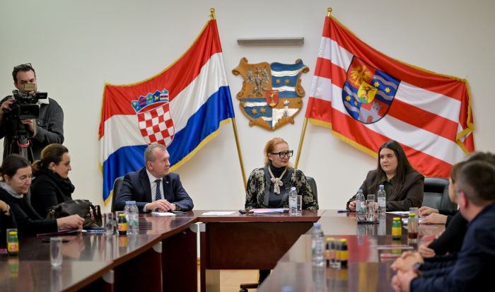 Kibernetičko nasilje nad djevojčicama i ženama: potreban snažniji institucionalni i dru&scaron;tveni odgovor