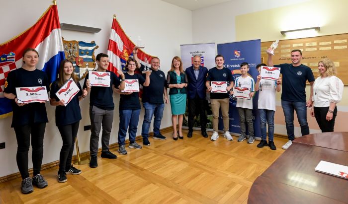 Fantastičan uspjeh mladih robotičara iz Varaždinske županije: na Europskom prvenstvu osvojili čak osam medalja