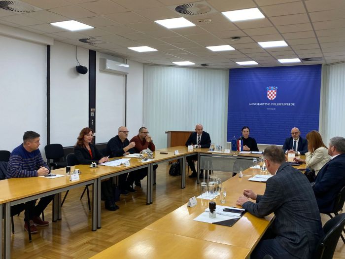 OPG-ovima iz Varaždinske županije koji se bave proizvodnjom mlijeka dodatna financijska podr&scaron;ka Ministarstva poljoprivrede&nbsp;
