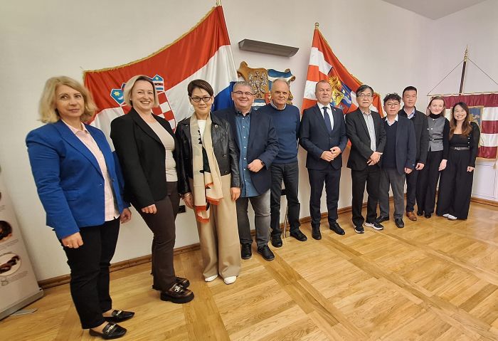 Župan Stričak primio delegaciju iz Hong Konga: u fokusu daroviti učenici i inkluzivno obrazovanje