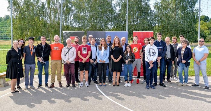 Počela Drone Pilot Academy &ndash; stari i mladi u Varaždinskoj županiji uče kako sigurno upravljati dronovima
