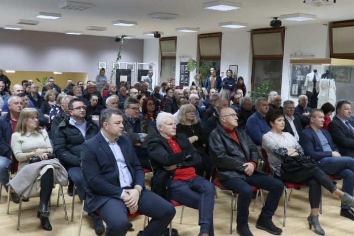 Jedinstveno prirodno područje: na Ivan&scaron;čici otkrivene nove vrste orhideja i skakavca, a i &bdquo;pradjed&ldquo; vinove loze
