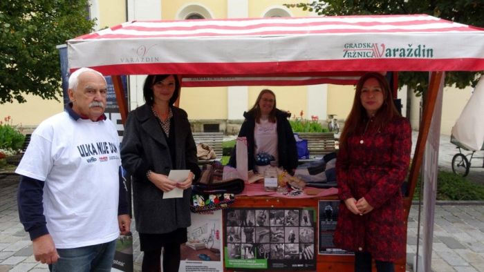 Uz Svjetski dan beskućnika prigodan &scaron;tand, promotivni materijali i radovi korisnika