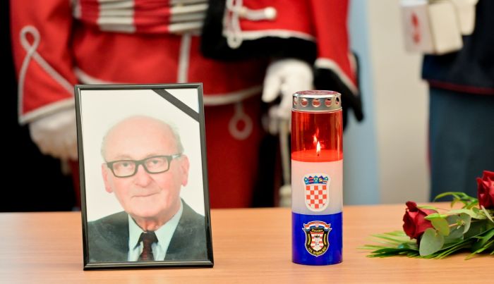 Održana komemoracija za preminulog pukovnika Ivana Rukljića