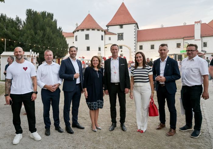 Ministrica Hrstić te ministri Glavina i Habijan na &Scaron;pancirfestu