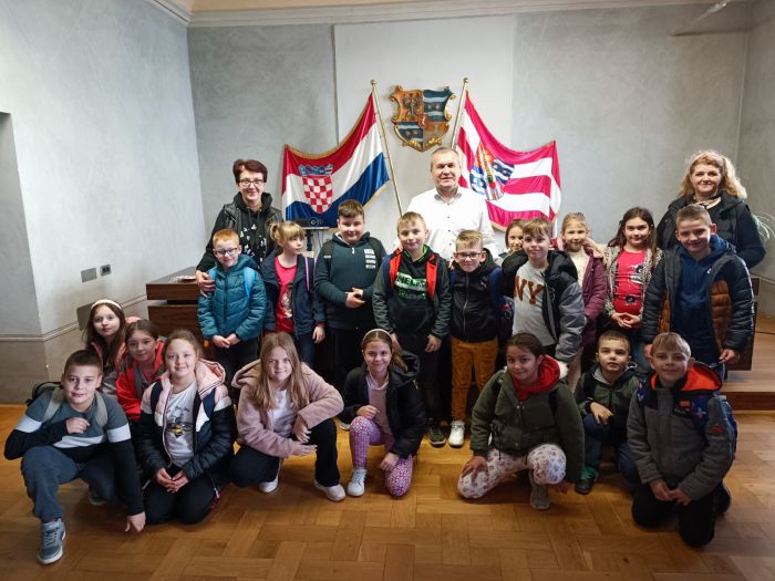 Županijsku palaču posjetili učenici Osnovne &scaron;kole Martijanec