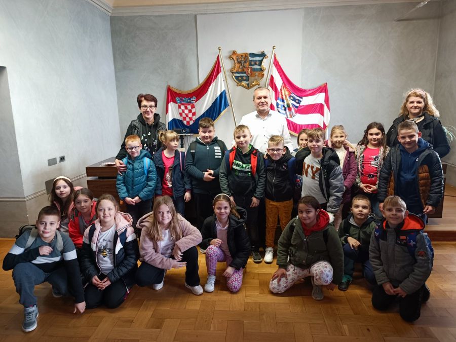 Županijsku palaču posjetili učenici Osnovne &scaron;kole Martijanec