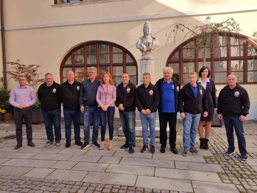 Članovi UDVDR ogranak Maru&scaron;evec posjetili Županijsku palaču, susreli se sa zamjenicom župana Silvijom Zagorec