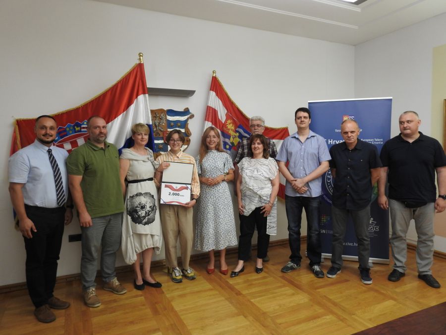 Nova medalja s međunarodnog natjecanja stigla u Varaždinsku županiju, zamjenica Zagorec priredila prijem i čestitala osvajačici medalje Mili Maretić