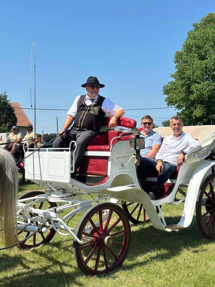 Konjičke igre u Zelendvoru ponovno odu&scaron;evile ljubitelje tradicije