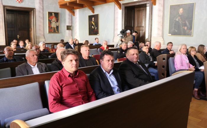 O radnoj (NE) aktivnosti i uključivanju branitelja u dru&scaron;tveno poduzetni&scaron;tvo