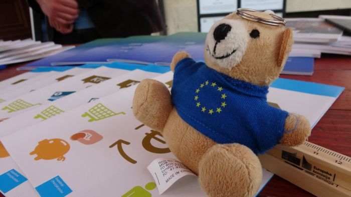 Prigodnim druženjem s građanima i podjelom informativnih materijala obilježen Dan Europe